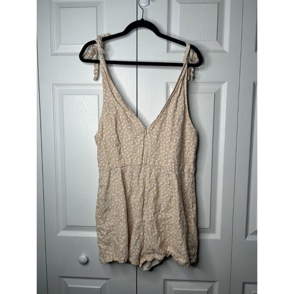 Wish Meet You Pink Printed V-Neck Tie Shoulder Romper Women's Size Medium M - Picture 8 of 9